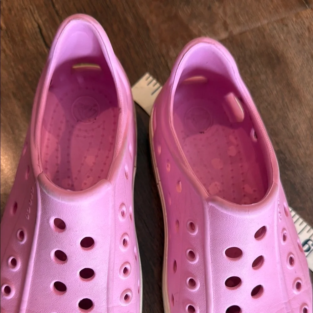 CROCS Pink Water Sneaker Shoes